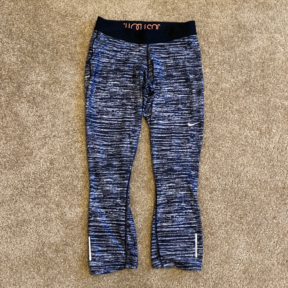 Nike Crop Leggings